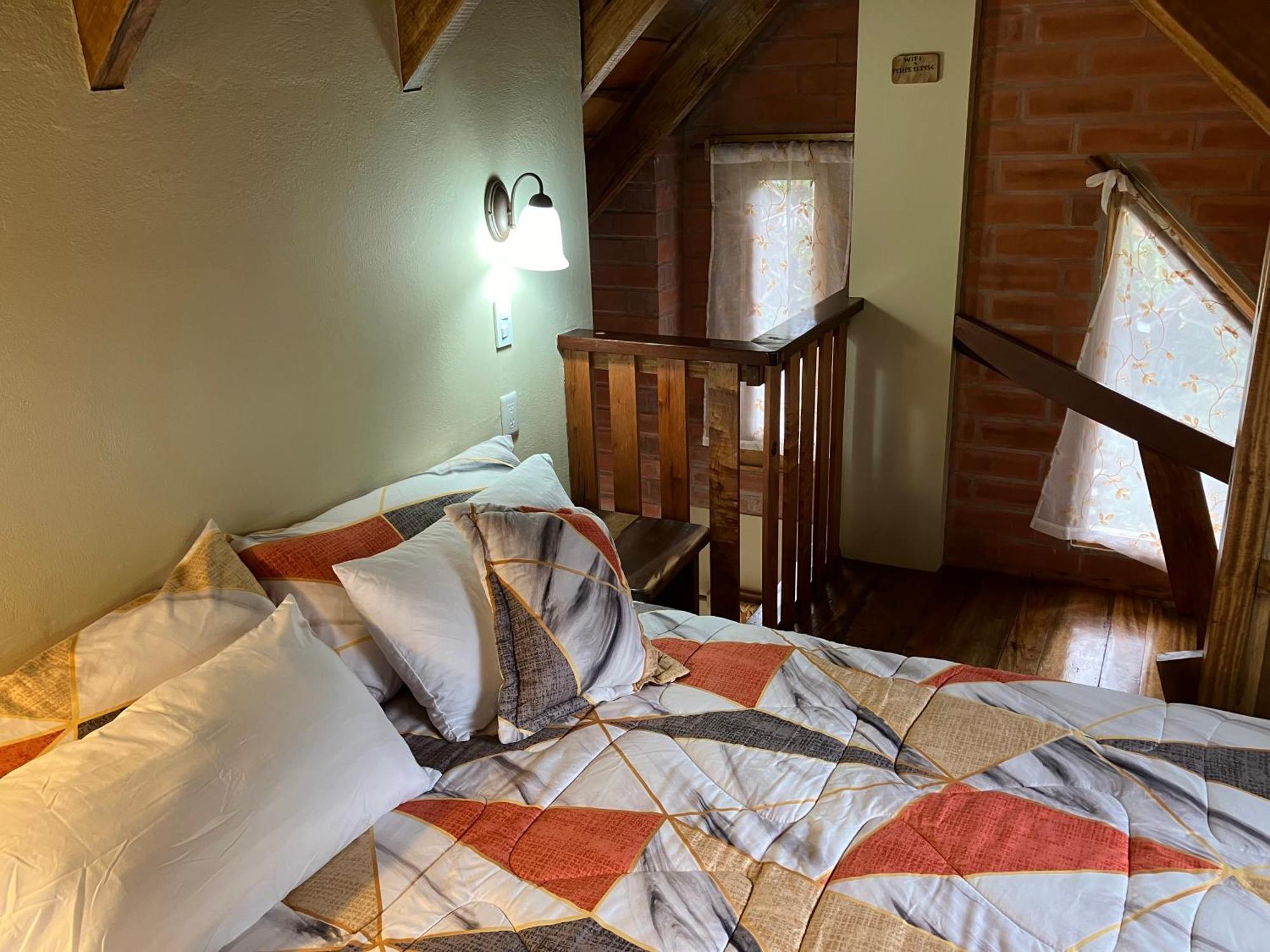 Bed and breakfast Casa Del Rio En Mindo Extérieur photo