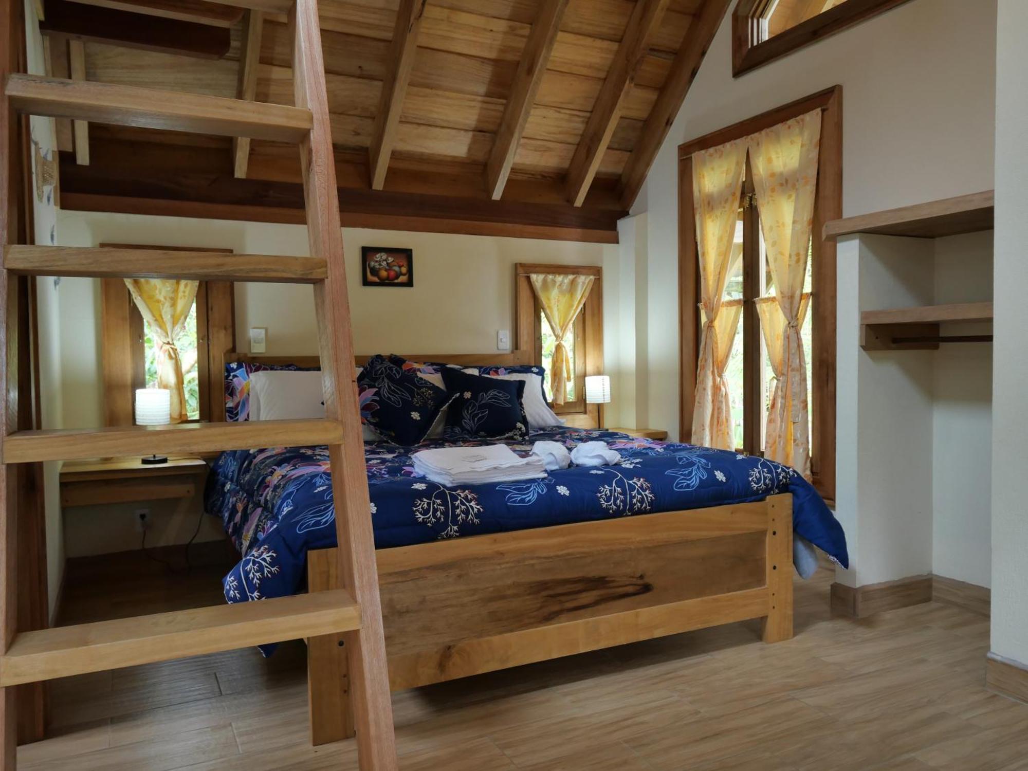 Bed and breakfast Casa Del Rio En Mindo Extérieur photo